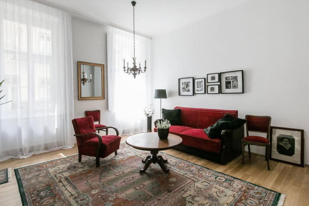 Your Gorgeous And Spacious Dream Home Free Parking بودابست المظهر الخارجي الصورة