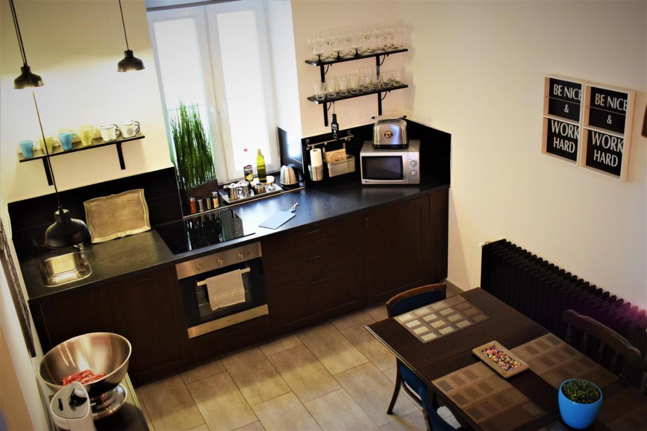 Your Gorgeous And Spacious Dream Home Free Parking بودابست المظهر الخارجي الصورة